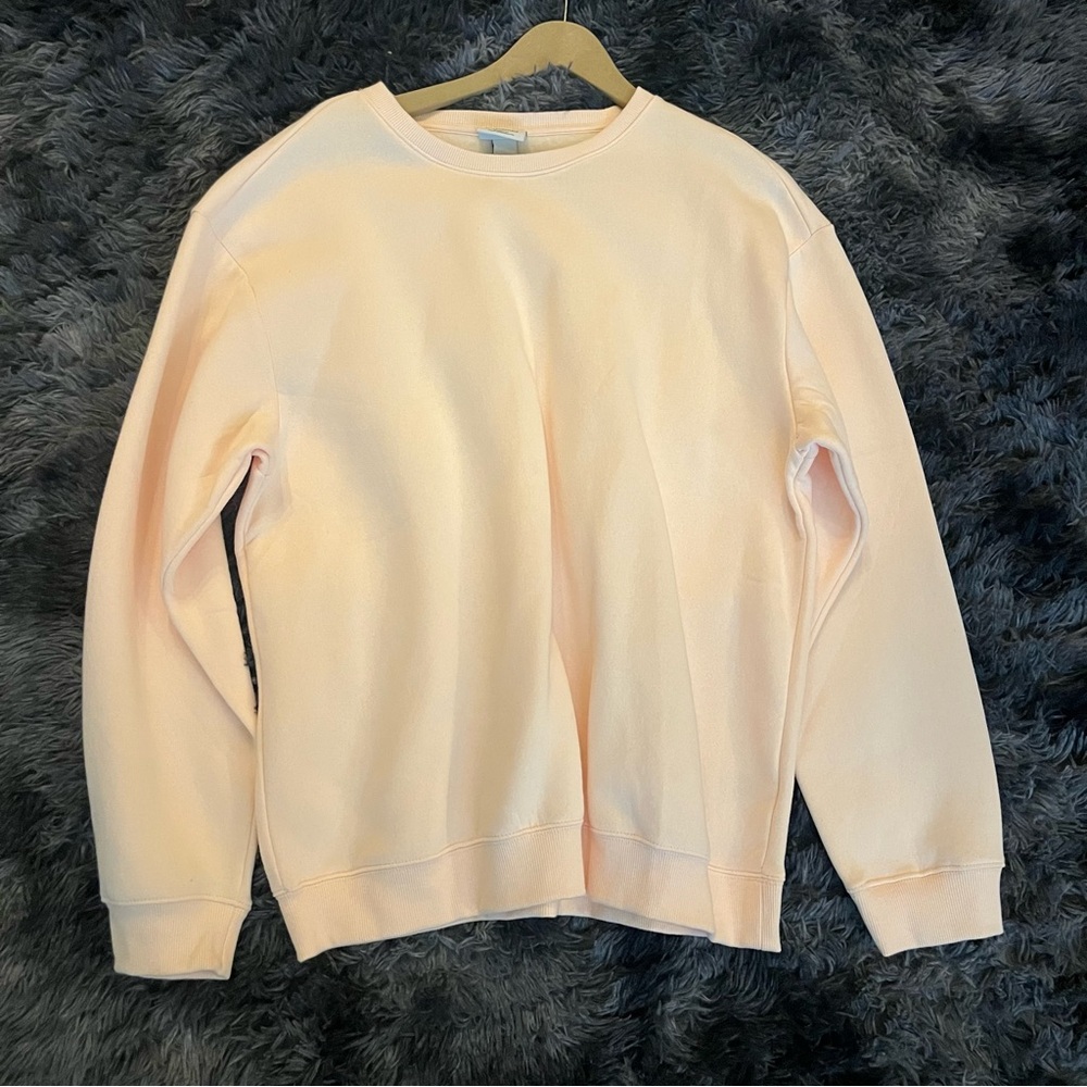 H&M Men's Light Cream Crewneck Sweater